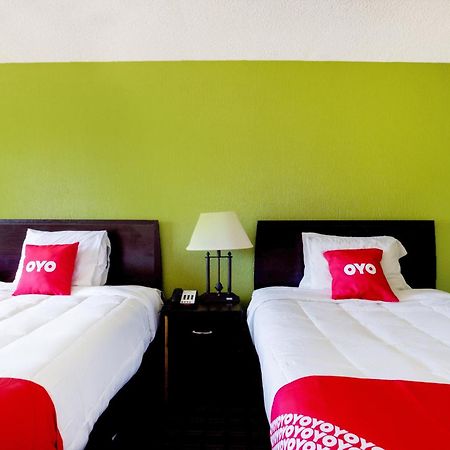 Oyo Hotel Pensacola I-10 & Hwy 29 Ferry Pass Dış mekan fotoğraf